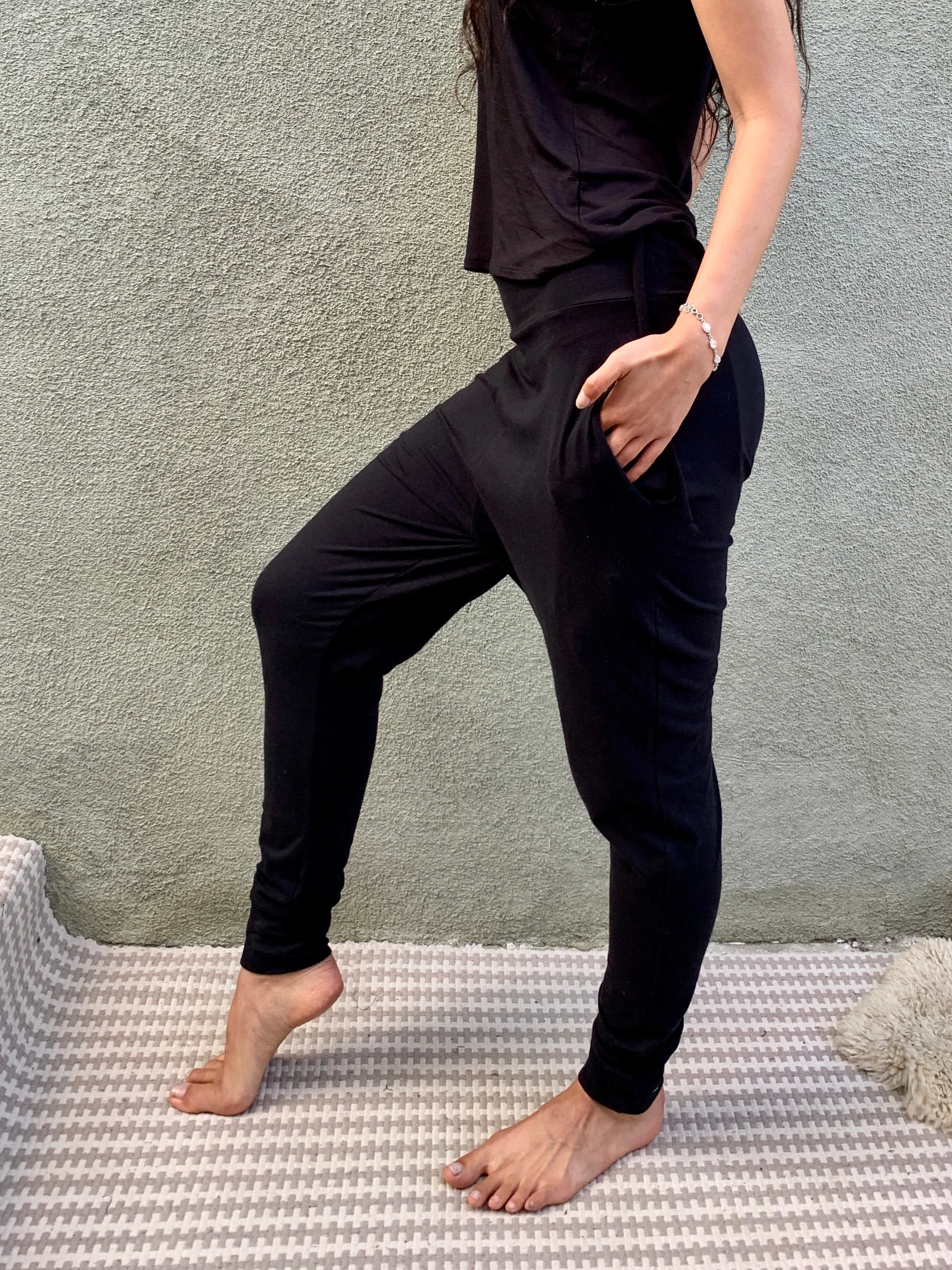 Black Basic | Jogger Pant | Her