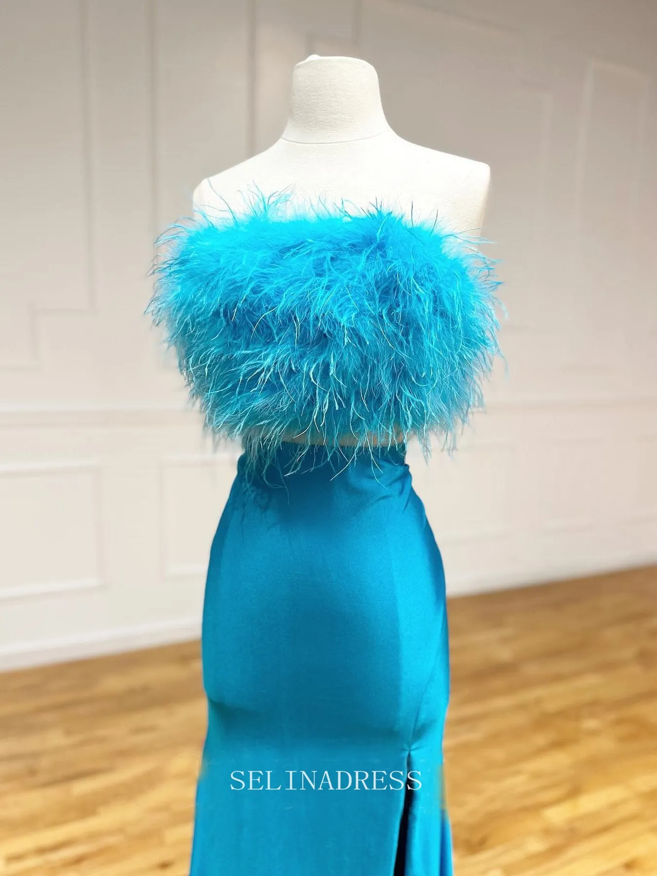 Elegant Sheath/Column Strapless Prom Dress Blue Long Formal Gown With Feather Evening Dress #LOP608