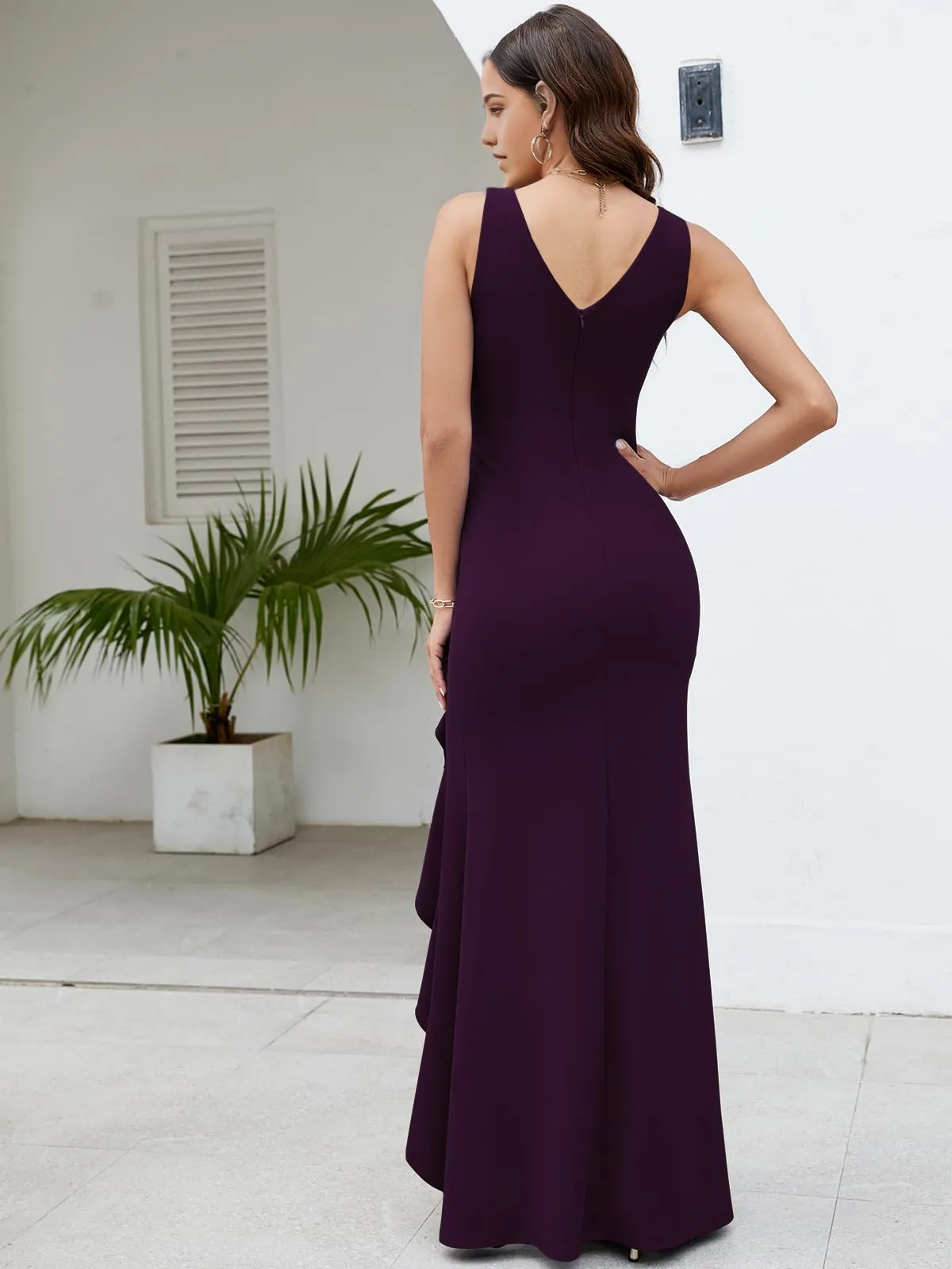 Elegant V Neck Sleeveless Long Sexy evening gown formal dress Prom Dresses