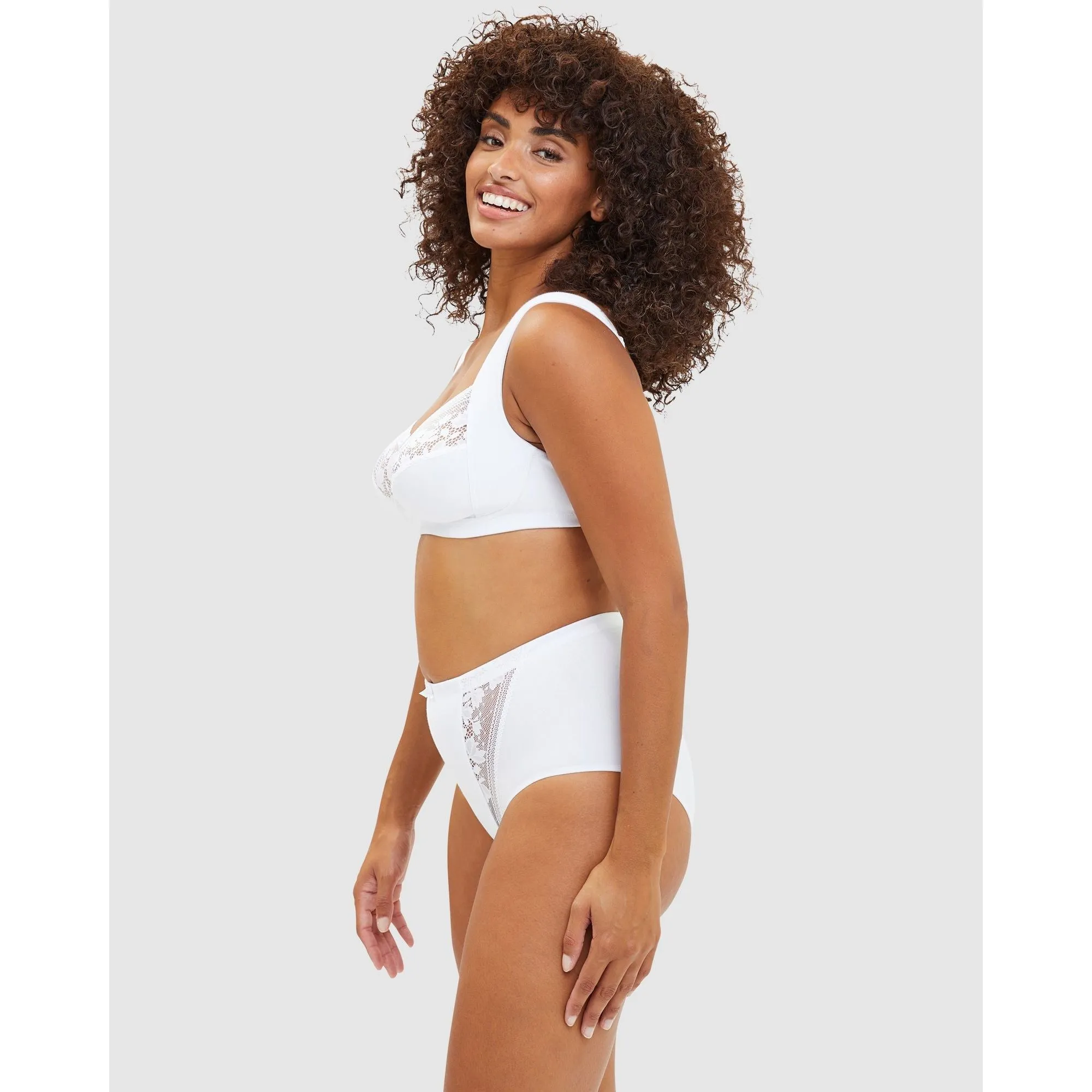 Jeanne Wirefree Wide Strap Organic Cotton Bra with Lace