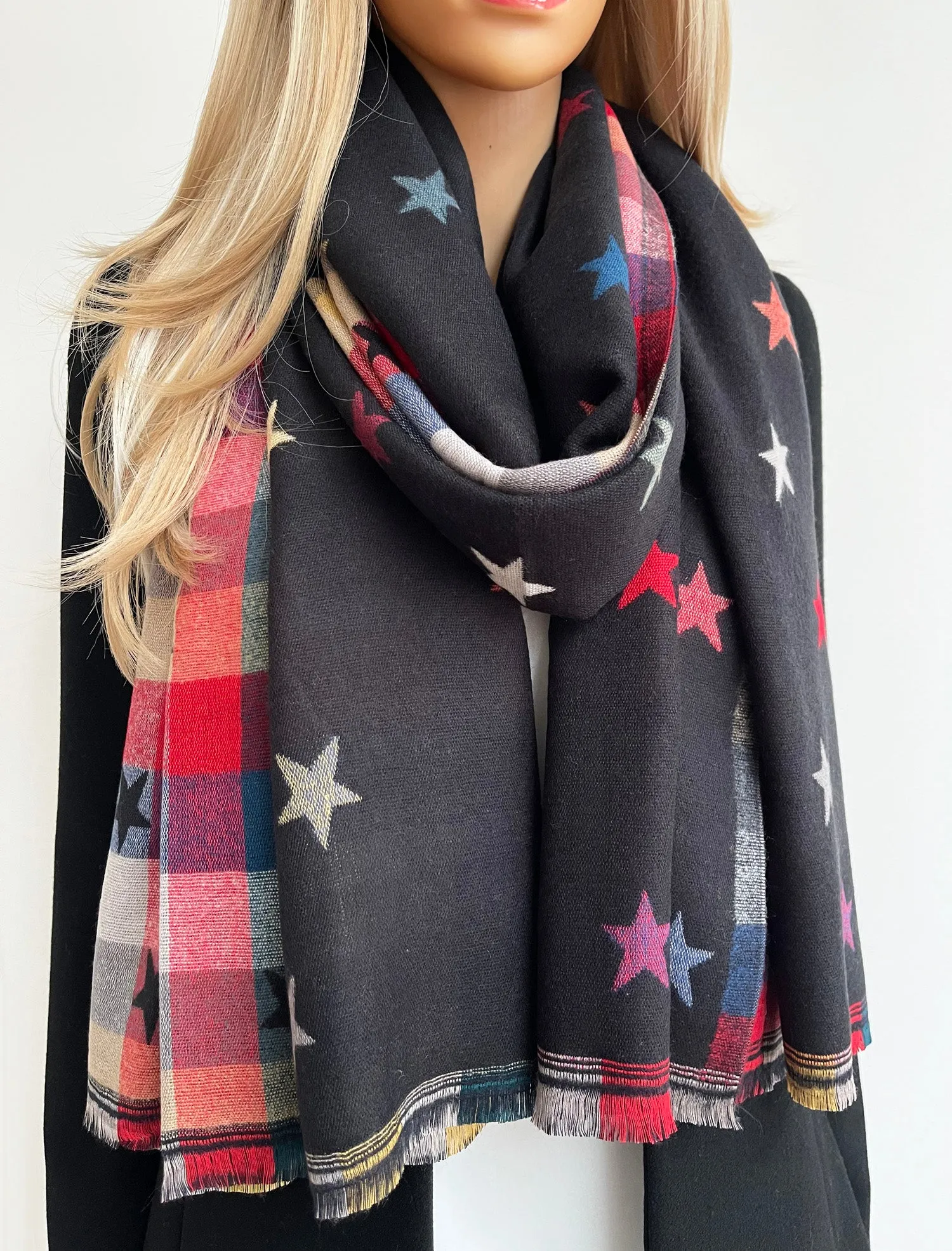 LARGE BLACK STAR PRINT REVERSIBLE CHECKED WINTER SHAWL BLANKET SCARF