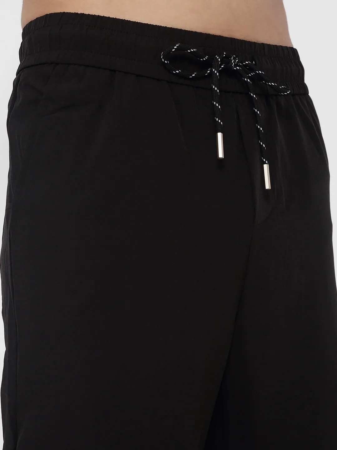 Men Black Straight Fit Relaxed Fit Trousers