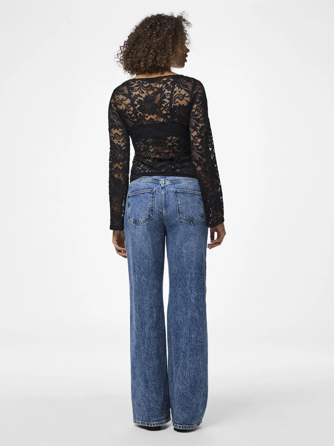 PCNALIE Top - Black