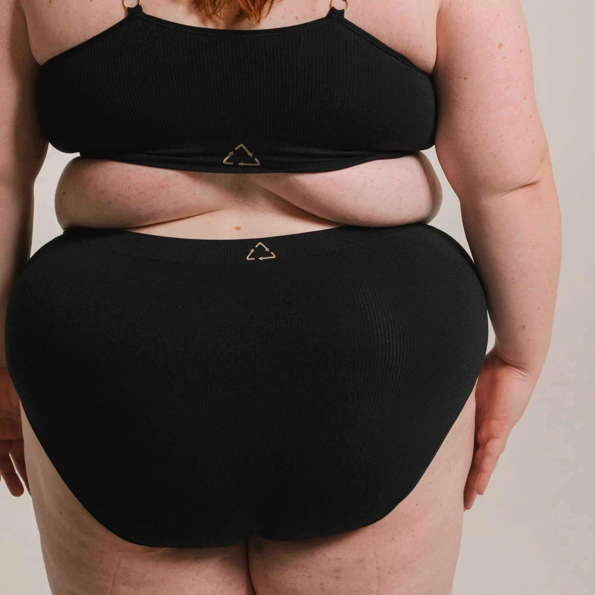 Recycled Wireless Bra H  - Black